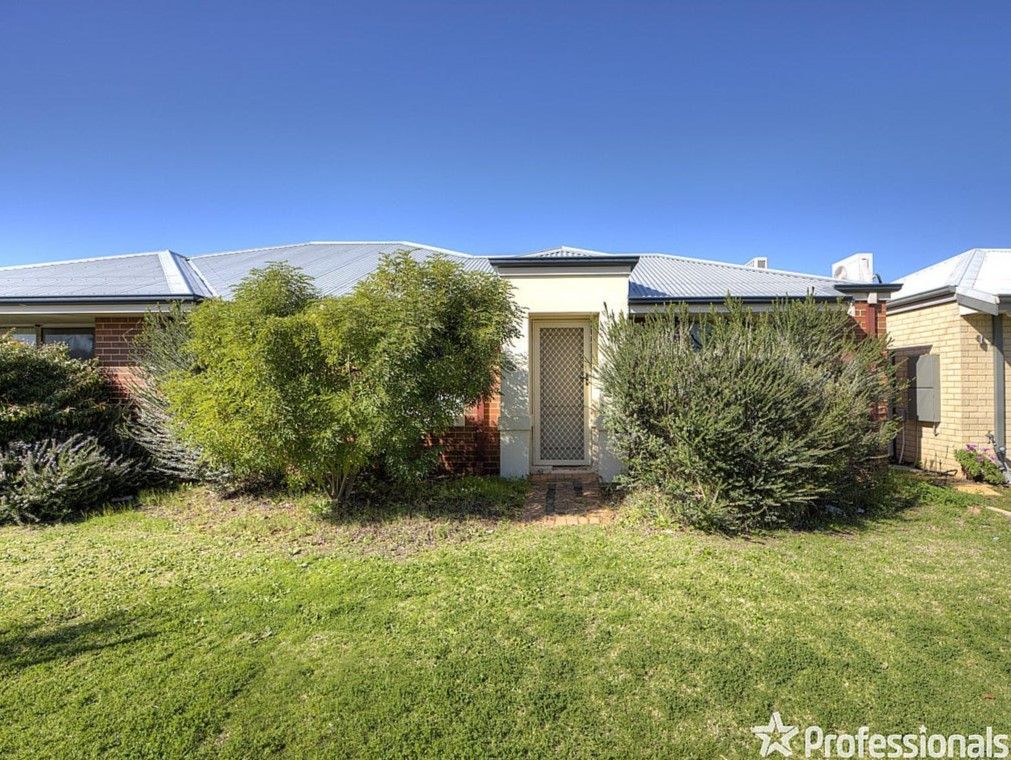 3 bedrooms House in 29/91 Lowanna Way ARMADALE WA, 6112
