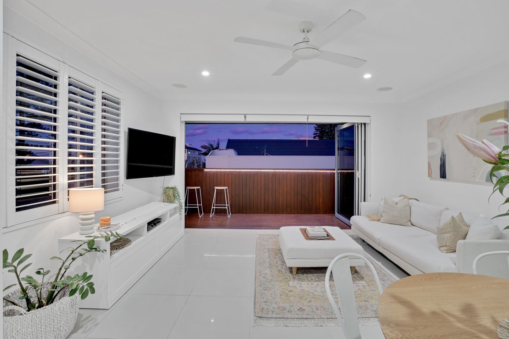 7/20 Tamborine Street, Mermaid Beach QLD 4218 Apartment For Rent