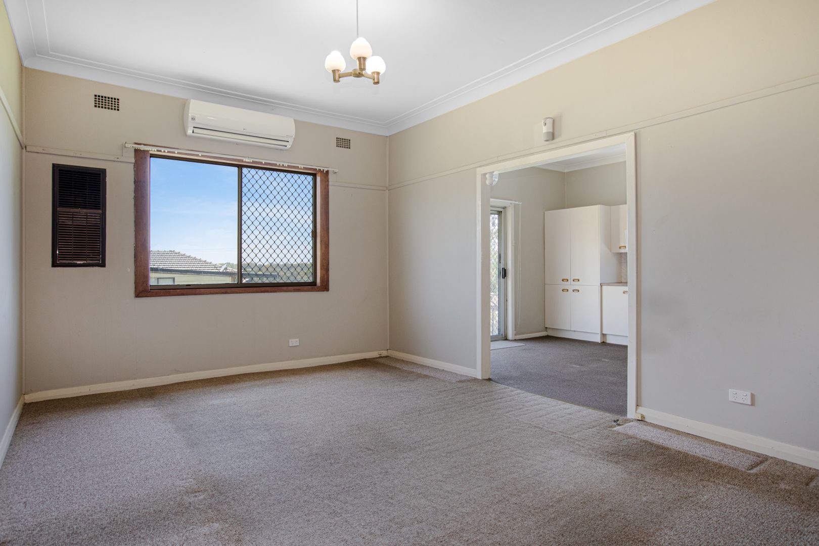 4 Cooma Street, Abermain NSW 2326, Image 1