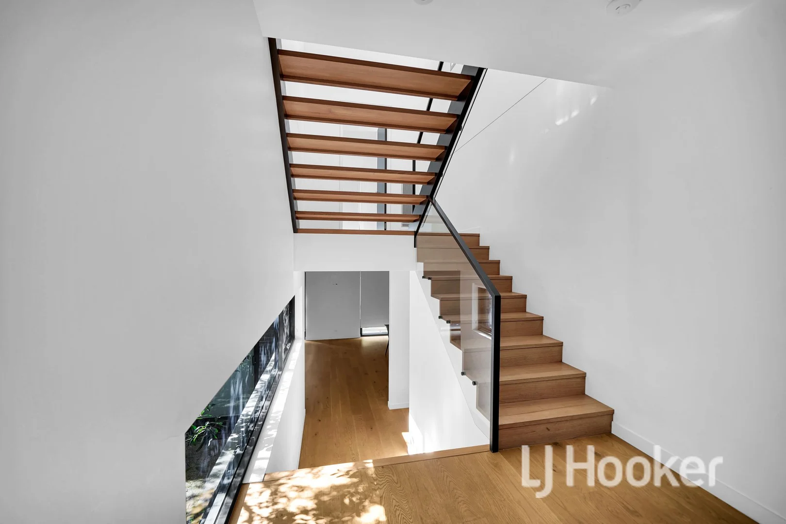 Additional image 24 of 4 Holly Lane, Kew VIC 3101