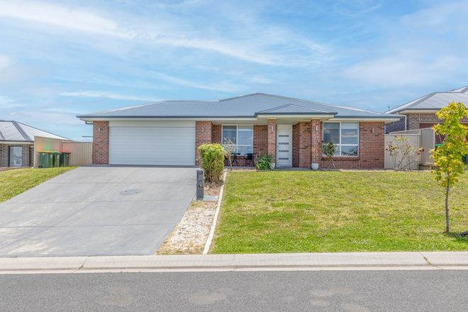 Picture of 62 Graham Drive, KELSO NSW 2795