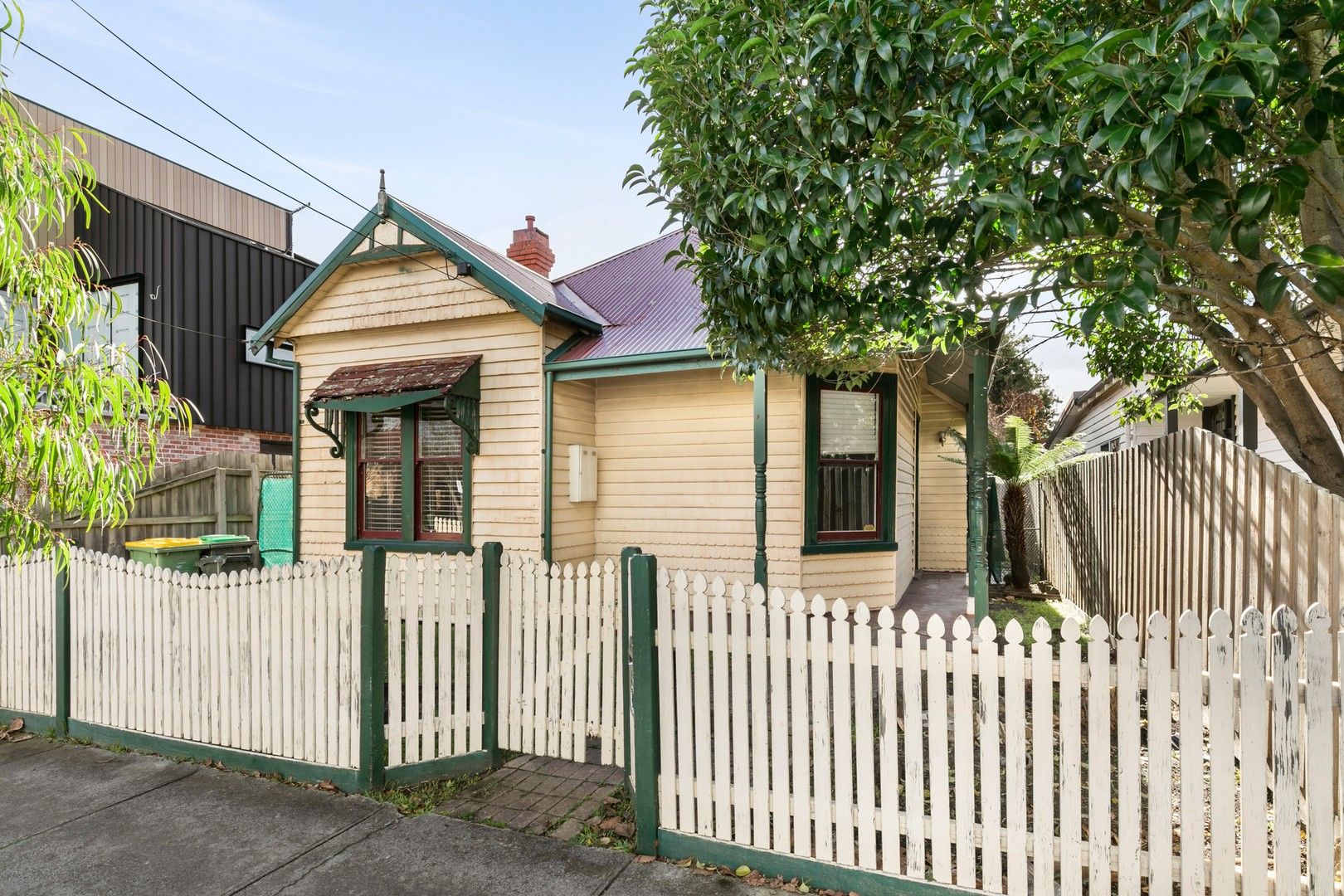 3 bedrooms House in 9 Martin Street THORNBURY VIC, 3071