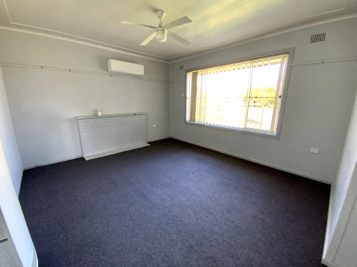 12 Berkley Street, Forbes NSW 2871, Image 2