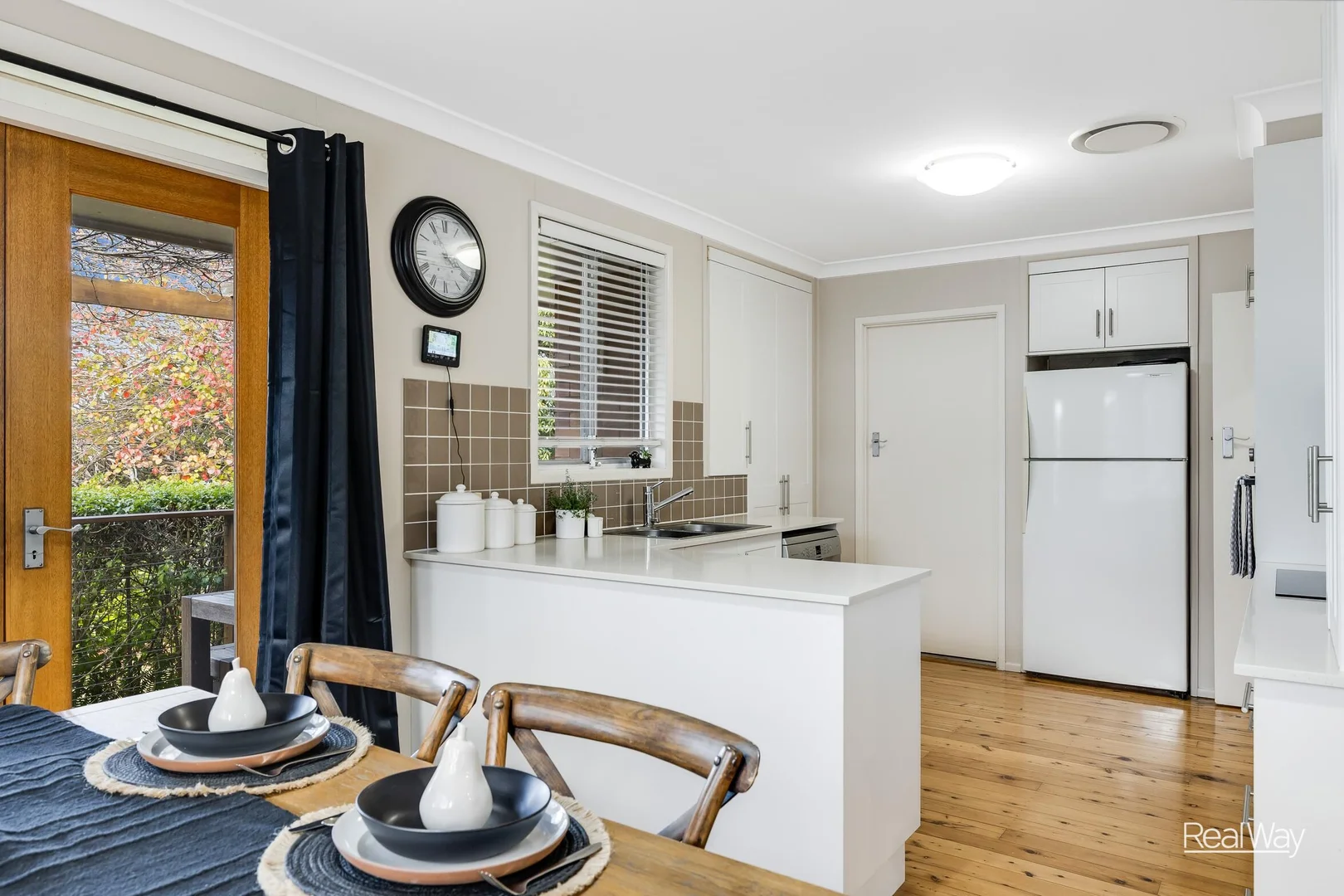 Additional image 8 of 16 Talinga Street, Mount Lofty QLD 4350