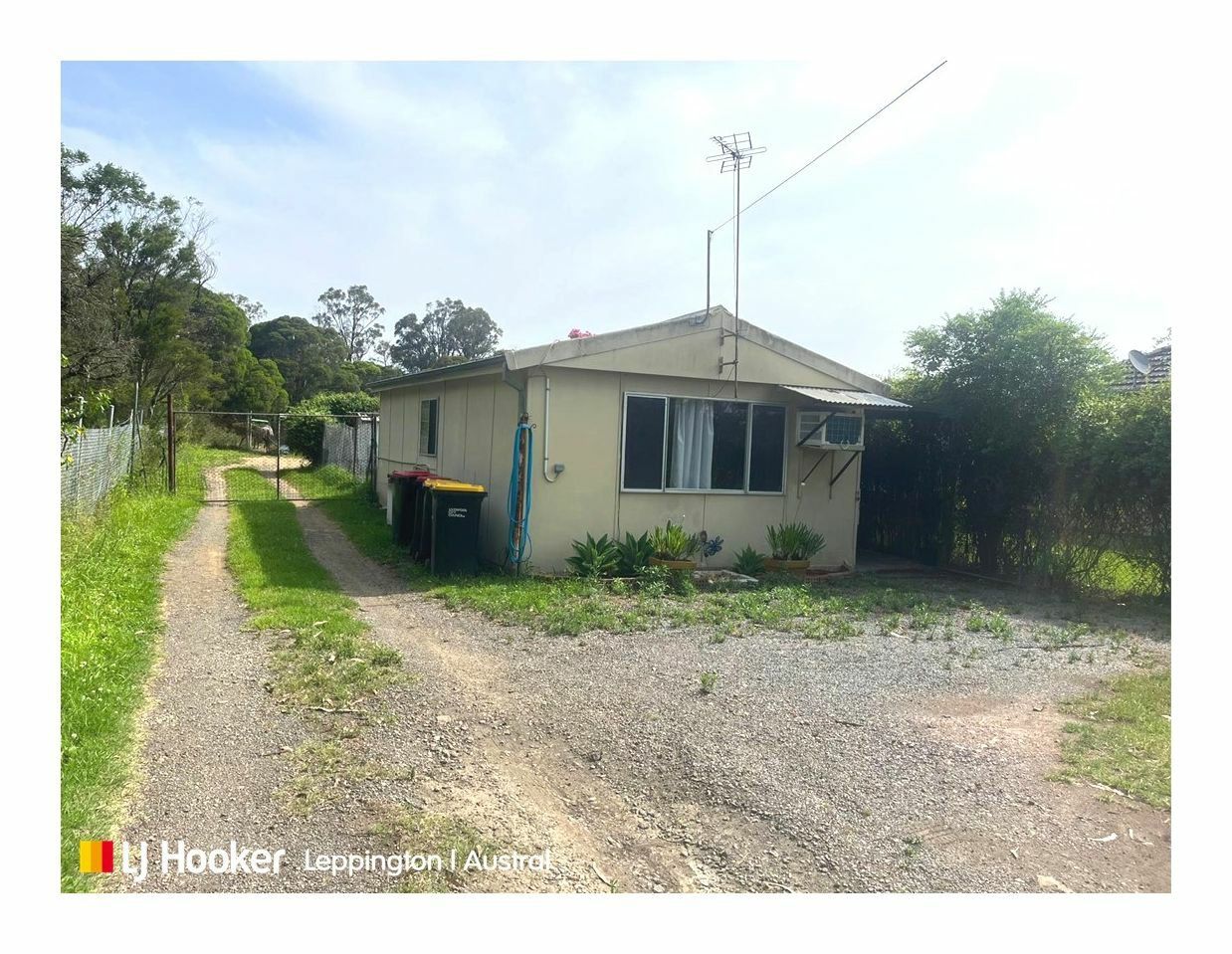 2/240 Tenth Avenue, Austral NSW 2179, Image 2