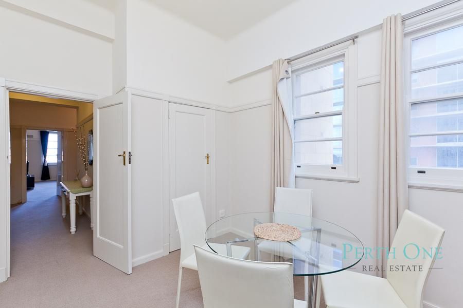 61/2 Sherwood Court, Perth WA 6000, Image 2