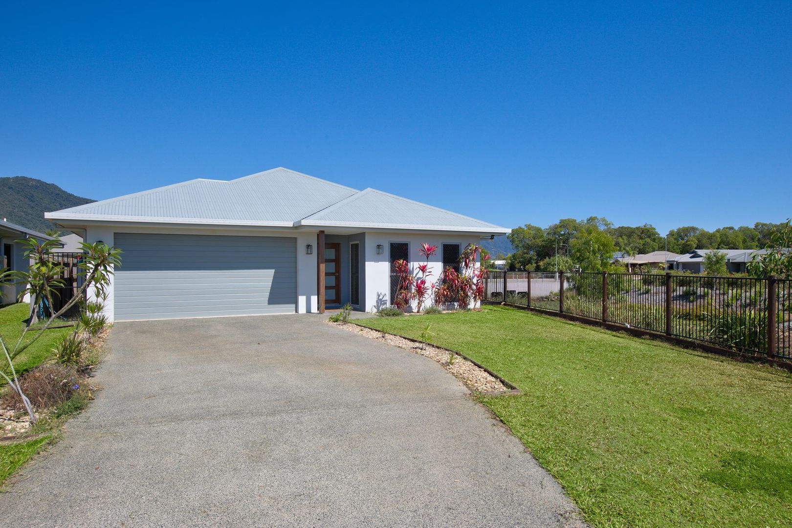 25 Eluma Mews, Smithfield QLD 4878, Image 1