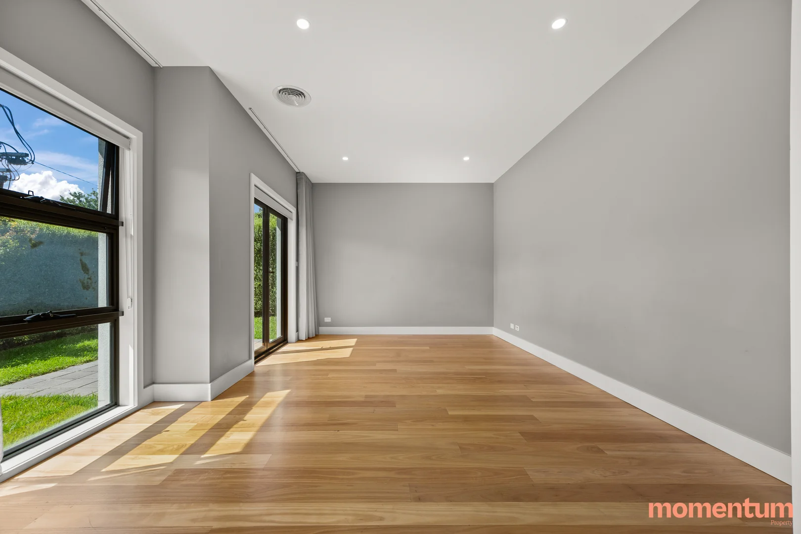 Additional image 10 of 2/10 Gilmore Crescent, Garran ACT 2605