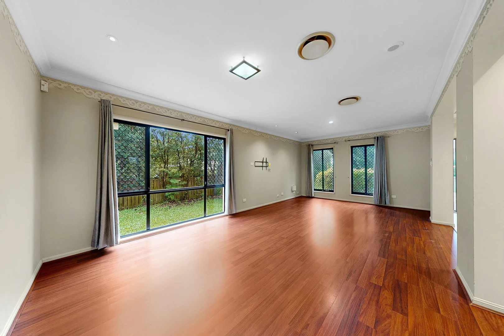 Additional image 8 of 55 Mayfair Place, Stretton QLD 4116