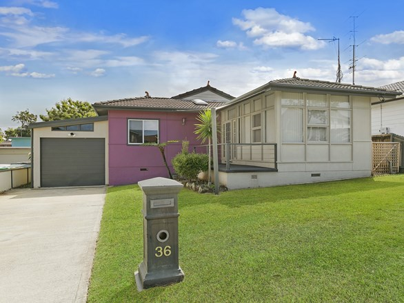 36 Arlington Street, Gorokan NSW 2263