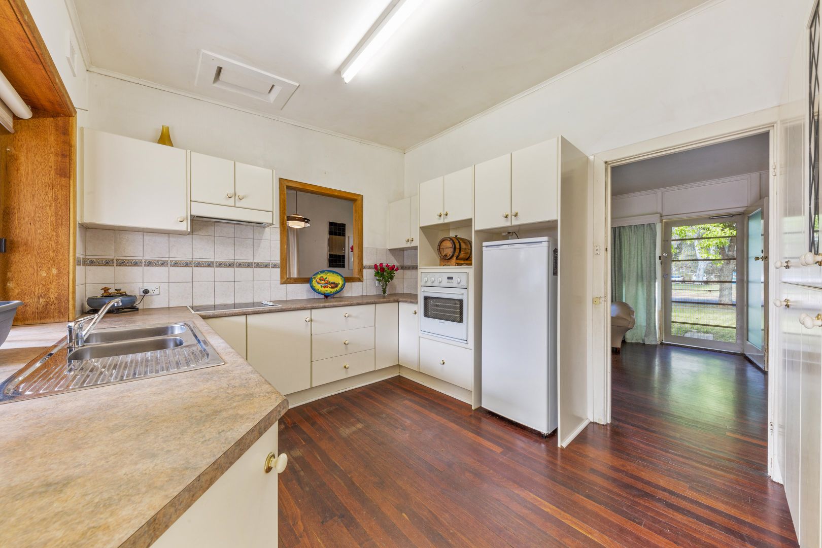 12 Pittwater Drive, Windsor Gardens SA 5087, Image 2