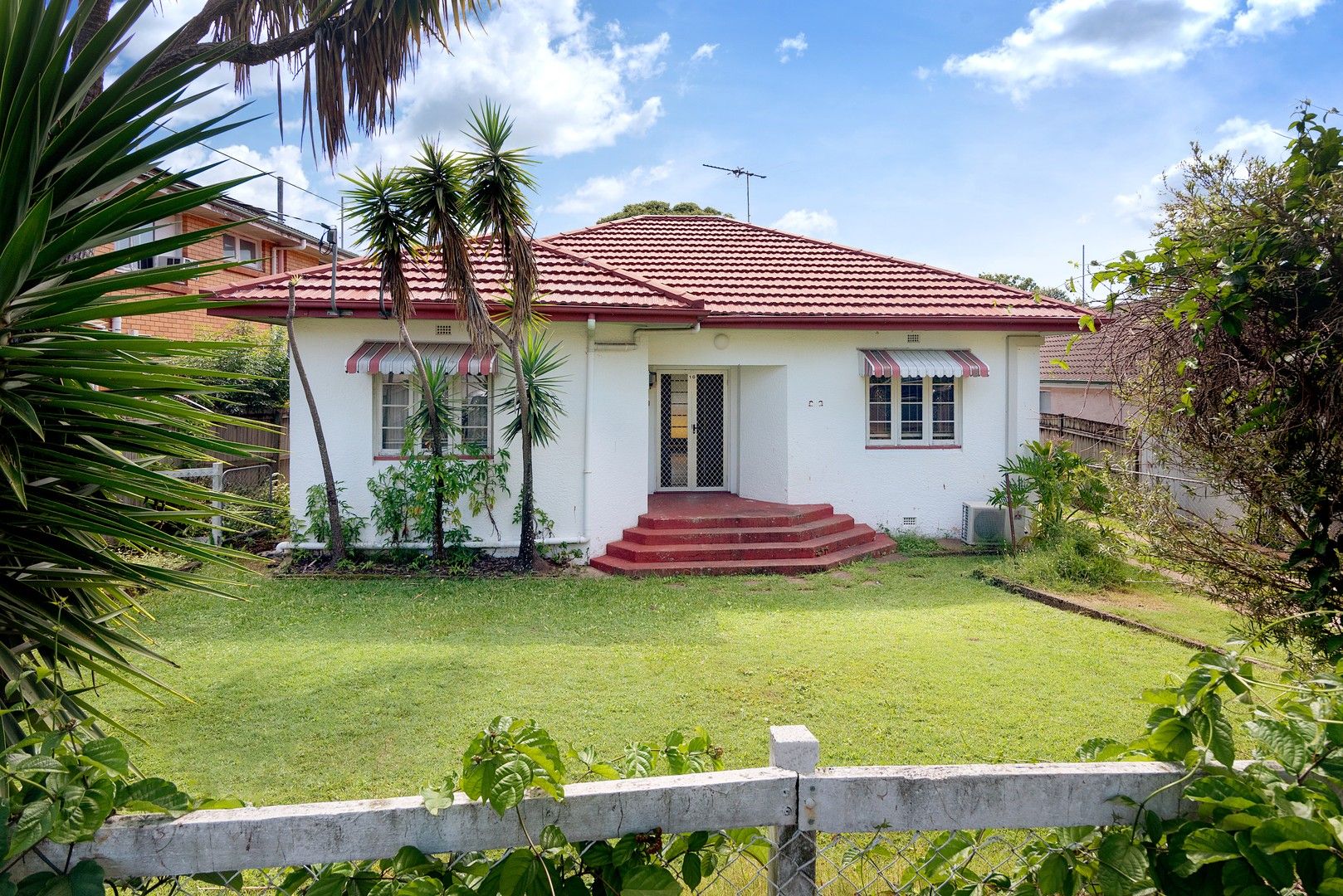 4 bedrooms House in 10 Winifred Street CLAYFIELD QLD, 4011