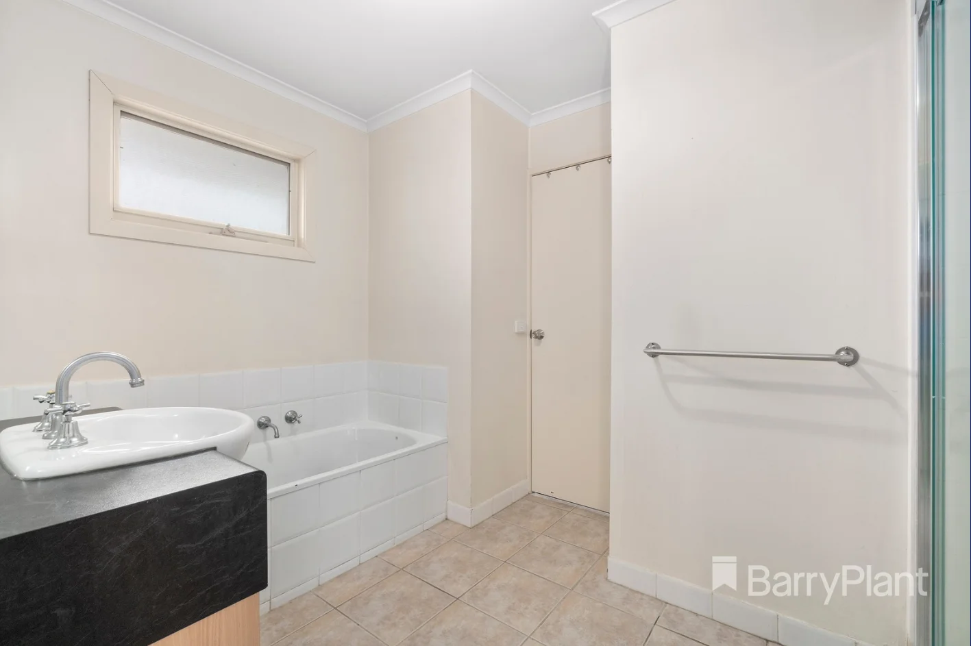 Additional image 7 of 3/70a Para Road, Montmorency VIC 3094