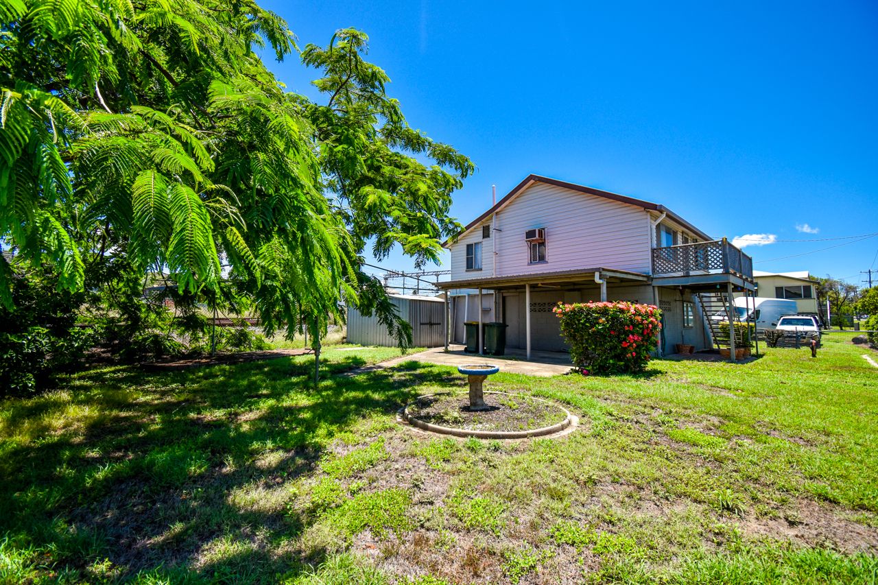 15 Cotton St, Barney Point QLD 4680, Image 2