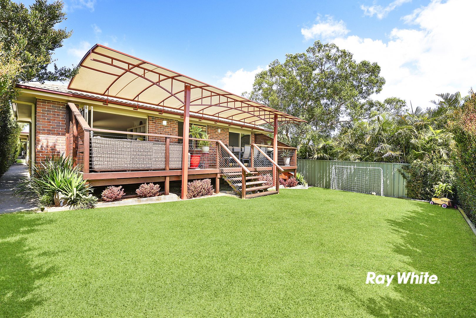 13 Scarborough Street, Bundeena NSW 2230, Image 2