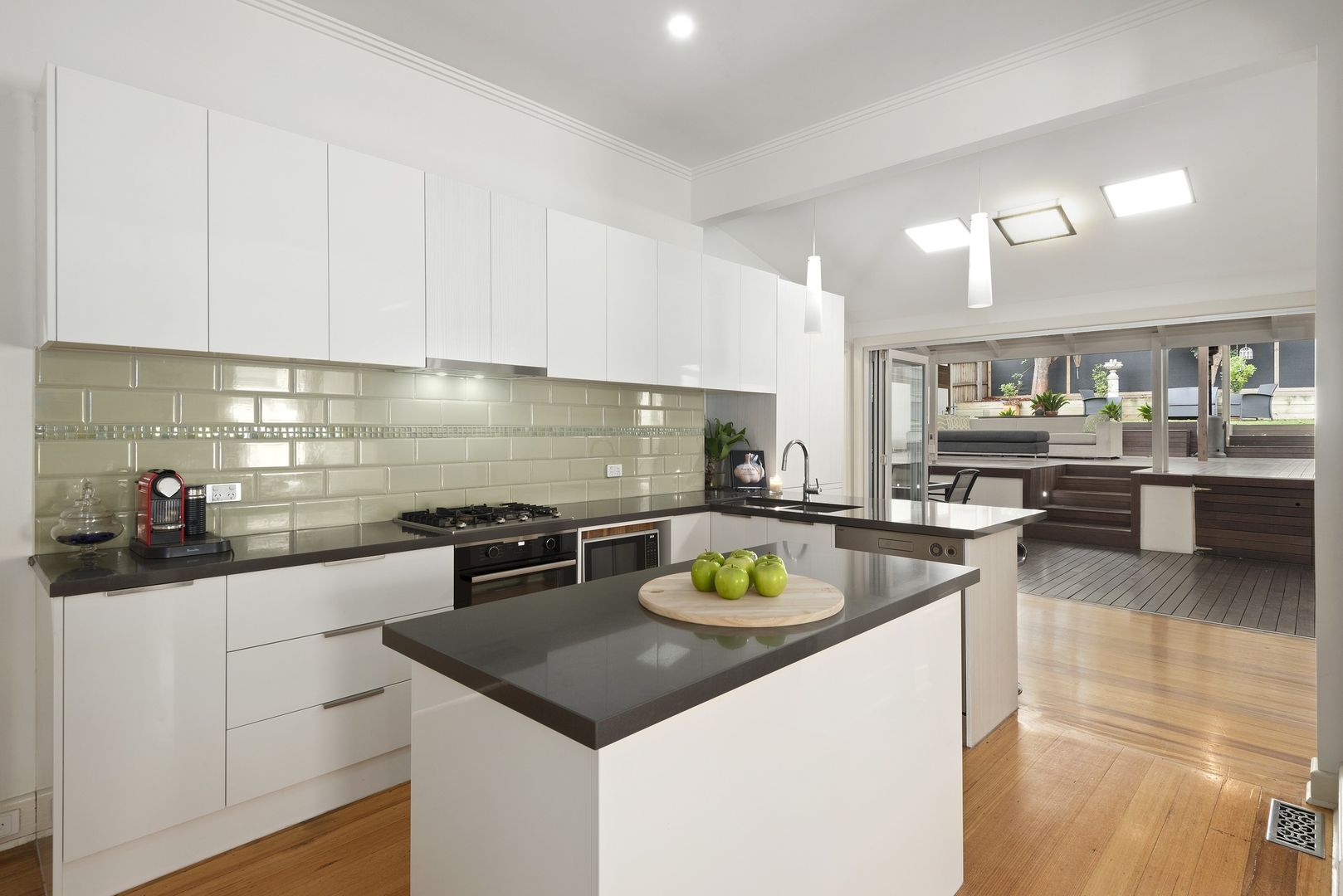 52 Mcarthur Road, Ivanhoe East VIC 3079 House For Rent 1,200 Domain