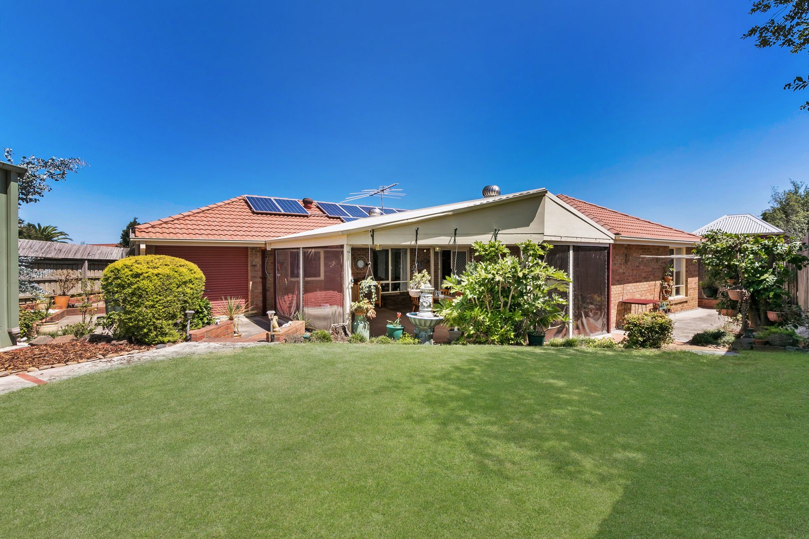 11 Sash Close, Carrum Downs VIC 3201, Image 2