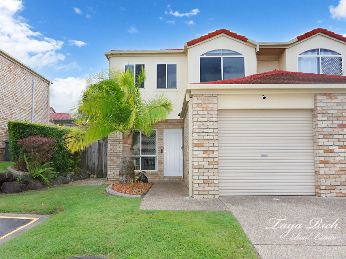 3 bedrooms Townhouse in 5/3-7 Red Ash Court MERRIMAC QLD, 4226