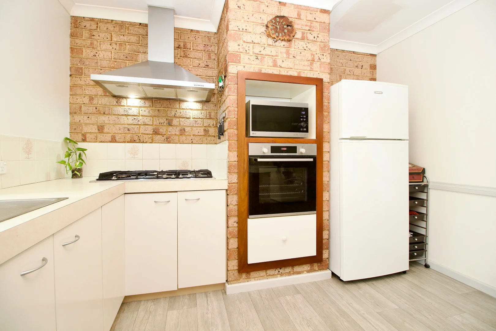 Additional image 8 of 30 Cuthbertson Drive, Cooloongup WA 6168