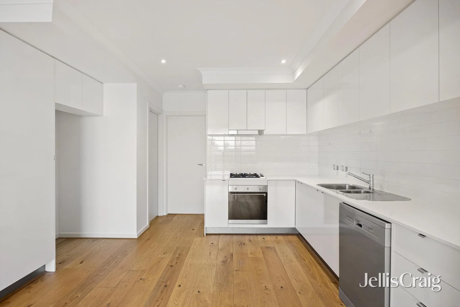 Additional image 4 of 8/65 Turana Street, Doncaster VIC 3108