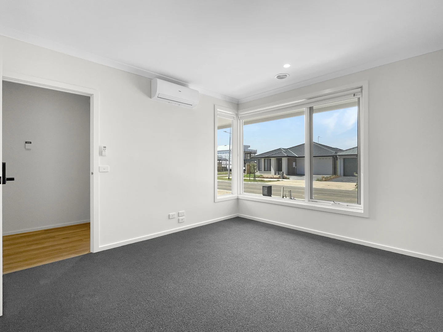 Additional image 8 of 4 Savona Way, Manor Lakes VIC 3024