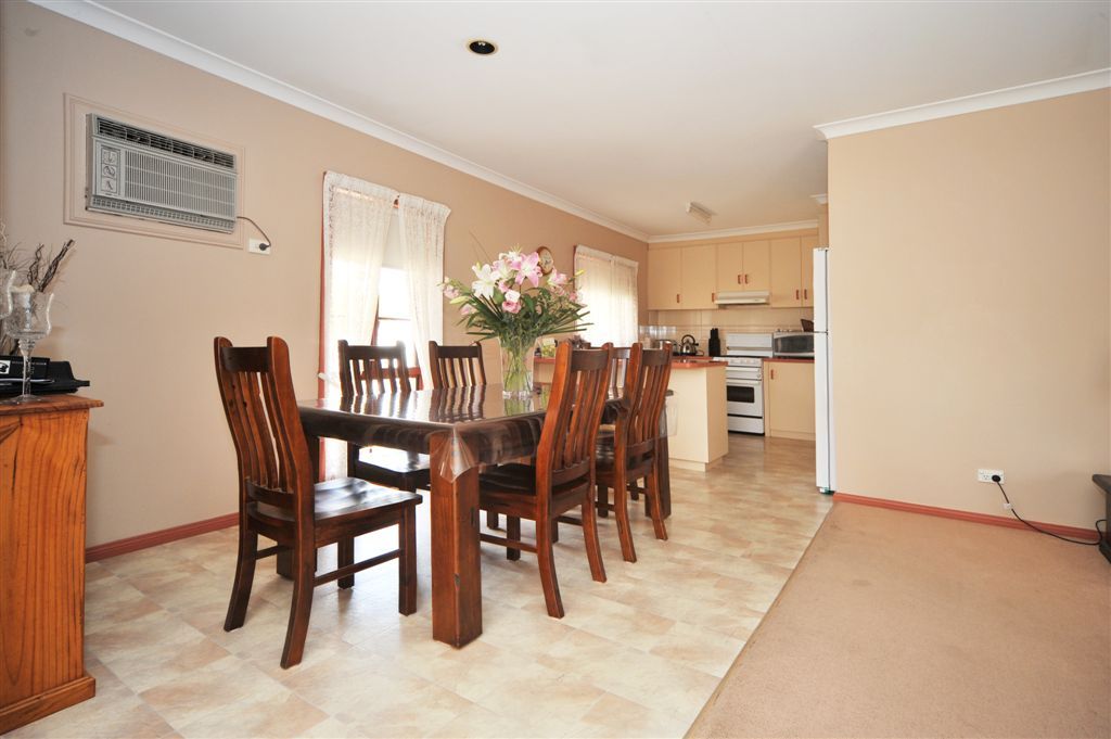 1/97E Panton Street, Golden Square VIC 3555, Image 1