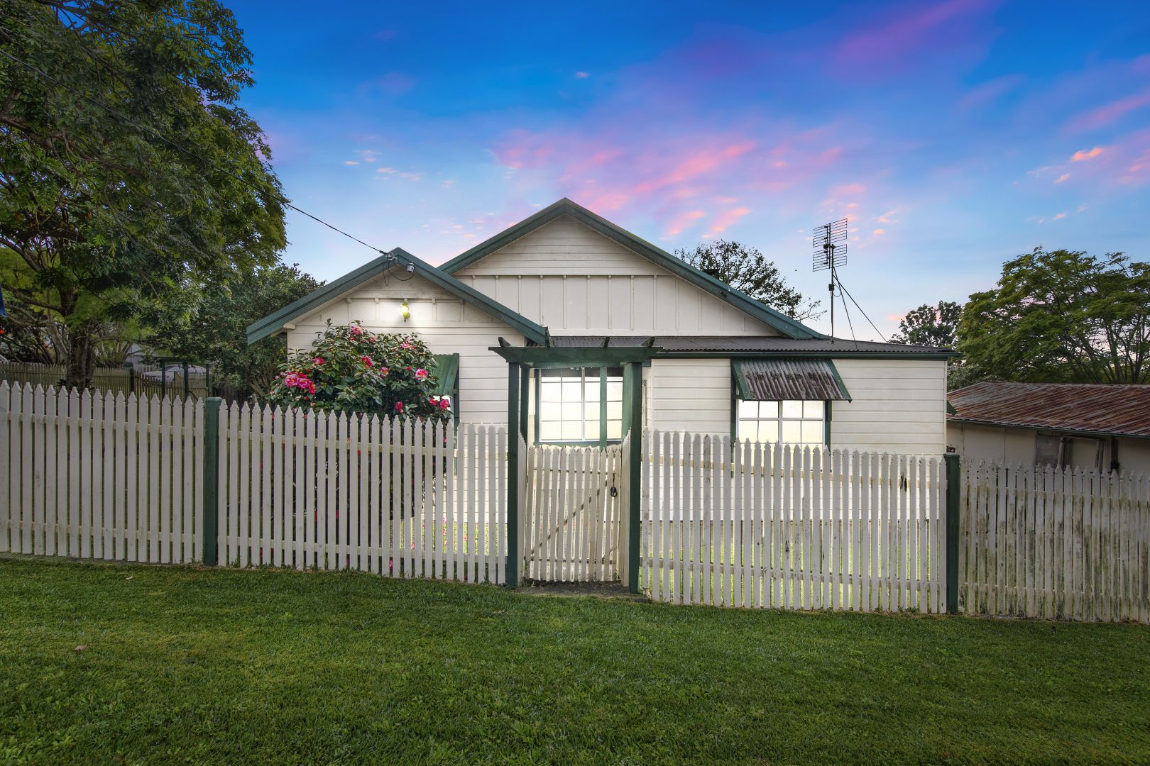 49 Gunambi Street, Wallsend NSW 2287, Image 2