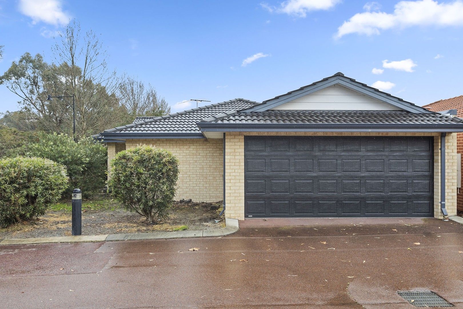 2/7 Barfield Road, Hammond Park WA 6164, Image 0