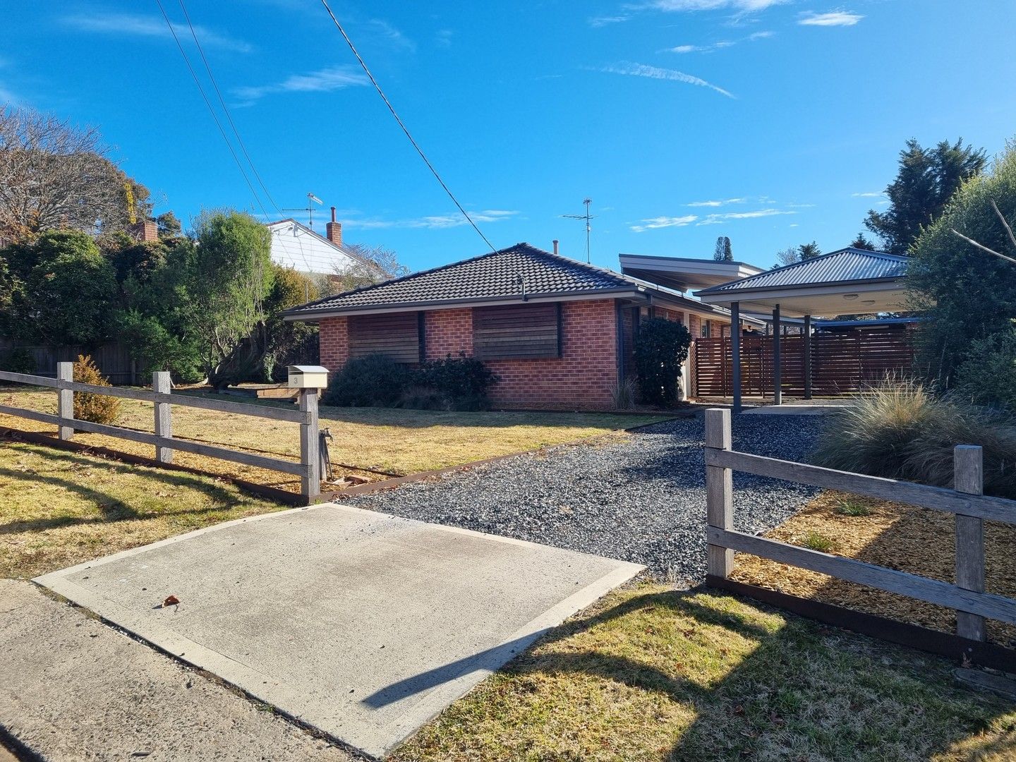 4 bedrooms House in 3 Drummond Avenue ARMIDALE NSW, 2350