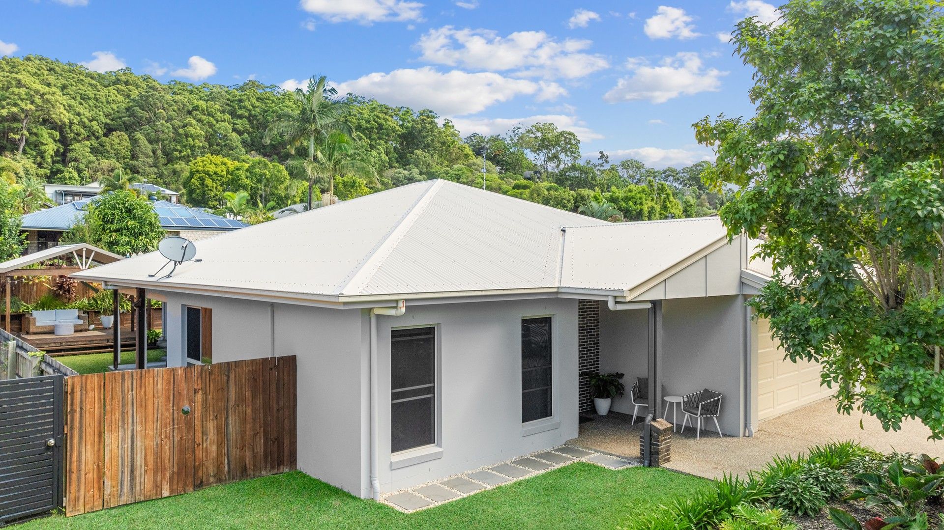 4 bedrooms House in 15 Clearwater Circuit BLI BLI QLD, 4560