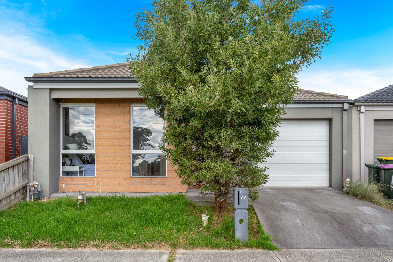 77 Adoquin Street, Doreen VIC 3754, Image 2