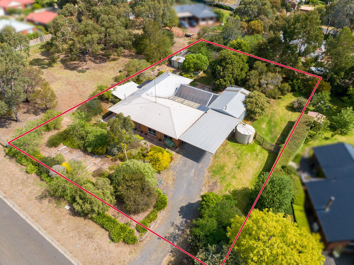 2 Sandhurst Court Bannockburn VIC 3331 Domain