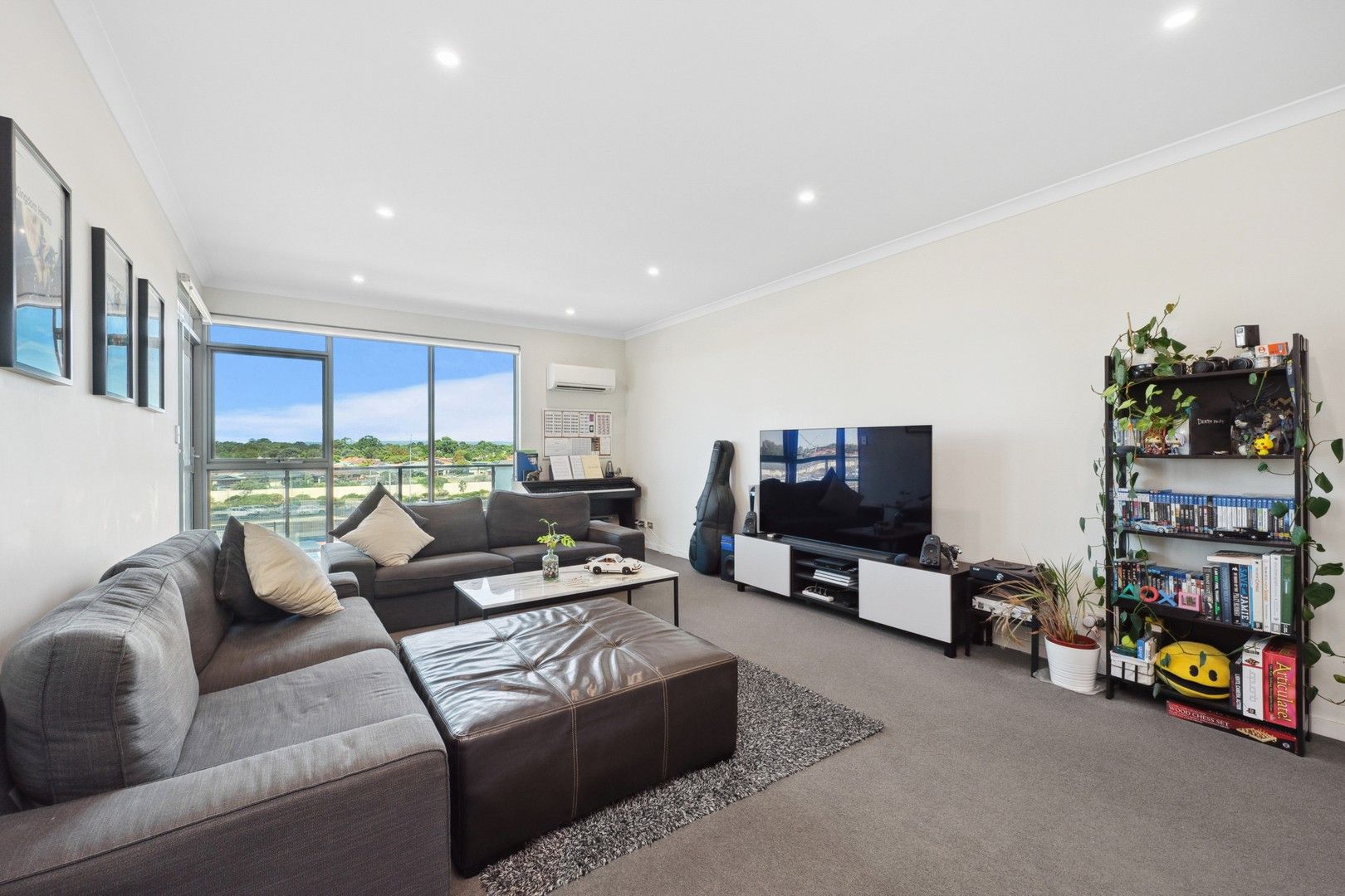 205/25 Malata Crescent, Success WA 6164, Image 0