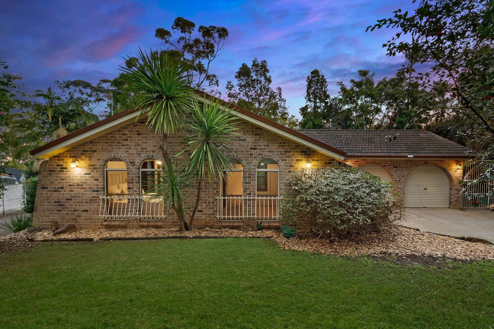 4 Torrens Place, Cherrybrook NSW 2126, Image 0