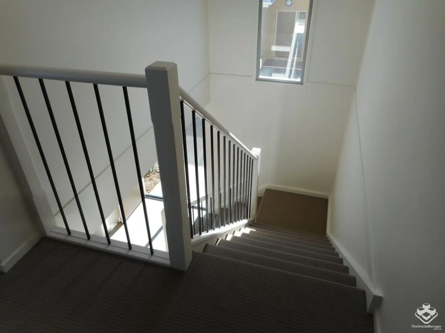 Additional image 10 of ID:21172375/8 East Street, Kingston QLD 4114