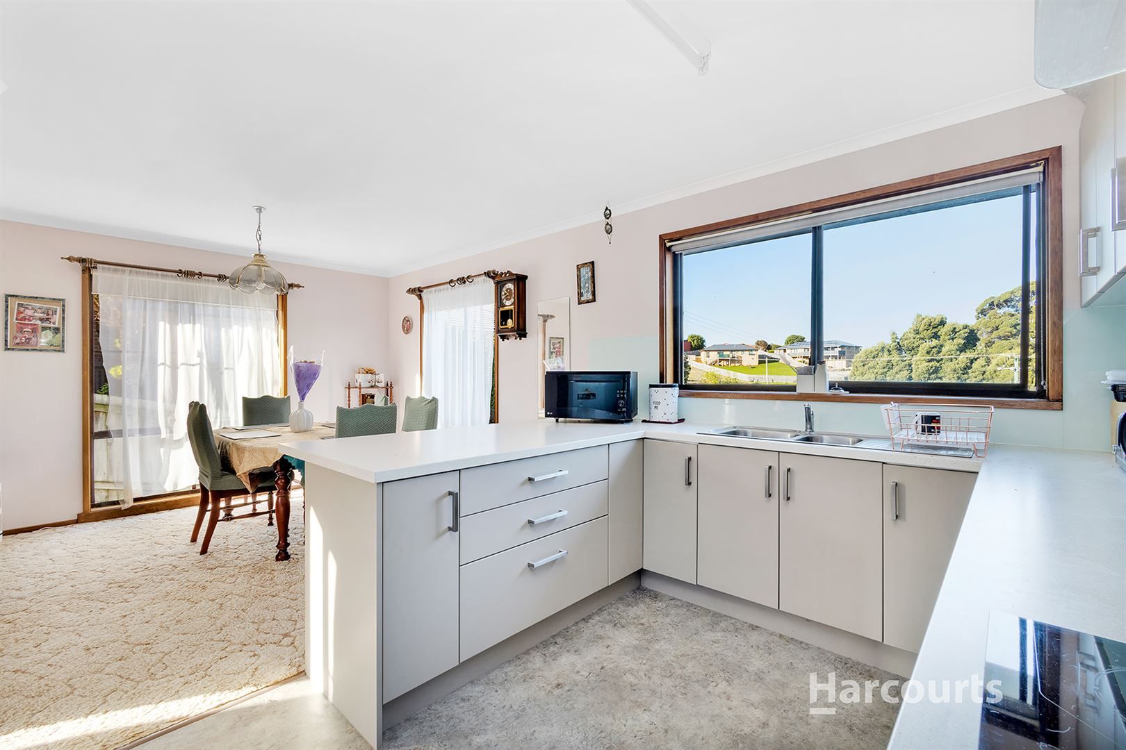 13 Damian Avenue, Downlands TAS 7320, Image 2