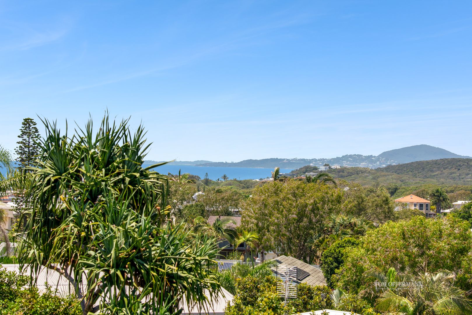 11 Woodlark Rise, Sunrise Beach QLD 4567, Image 2