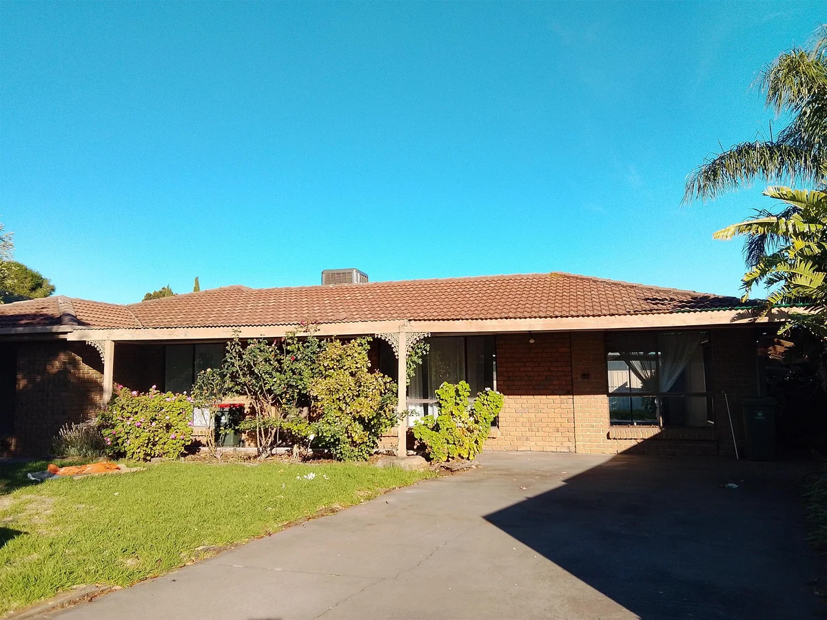 Additional image 2 of 3 Hendrix Crescent, Woodcroft SA 5162