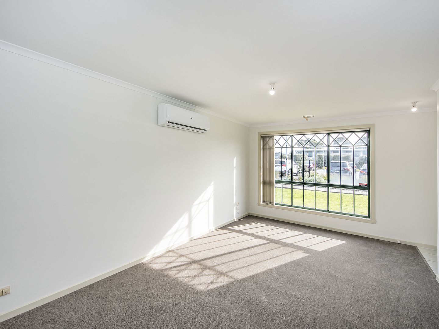3/6 Campbell Street, Epping VIC 3076, Image 1