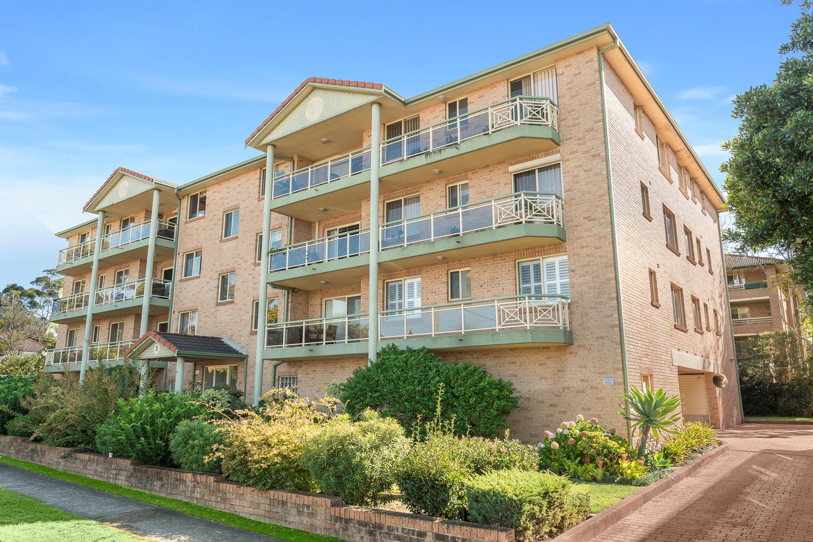 3 bedrooms Apartment / Unit / Flat in 5/2-6 Selmon Street SANS SOUCI NSW, 2219