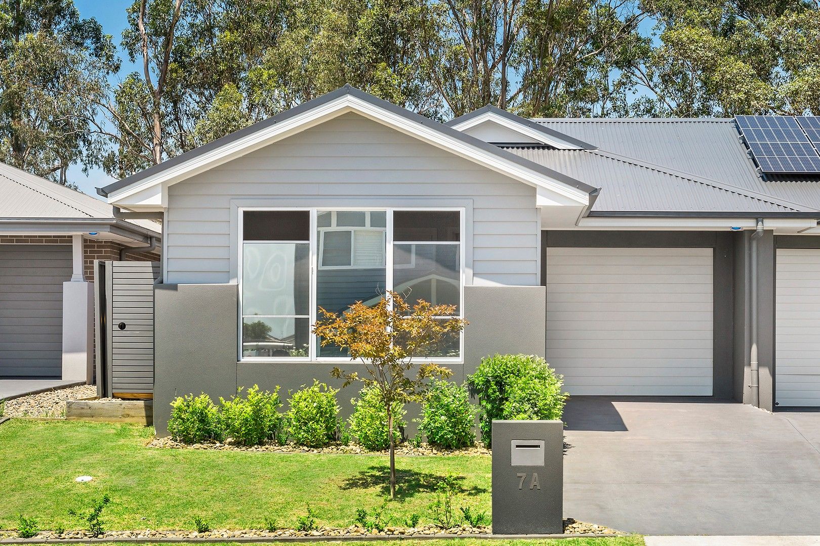 2 bedrooms Semi-Detached in 7a Howard Loop ORAN PARK NSW, 2570