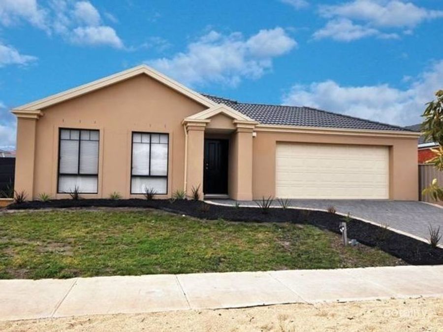 3 bedrooms House in 22 Bowral Loop CRAIGIEBURN VIC, 3064