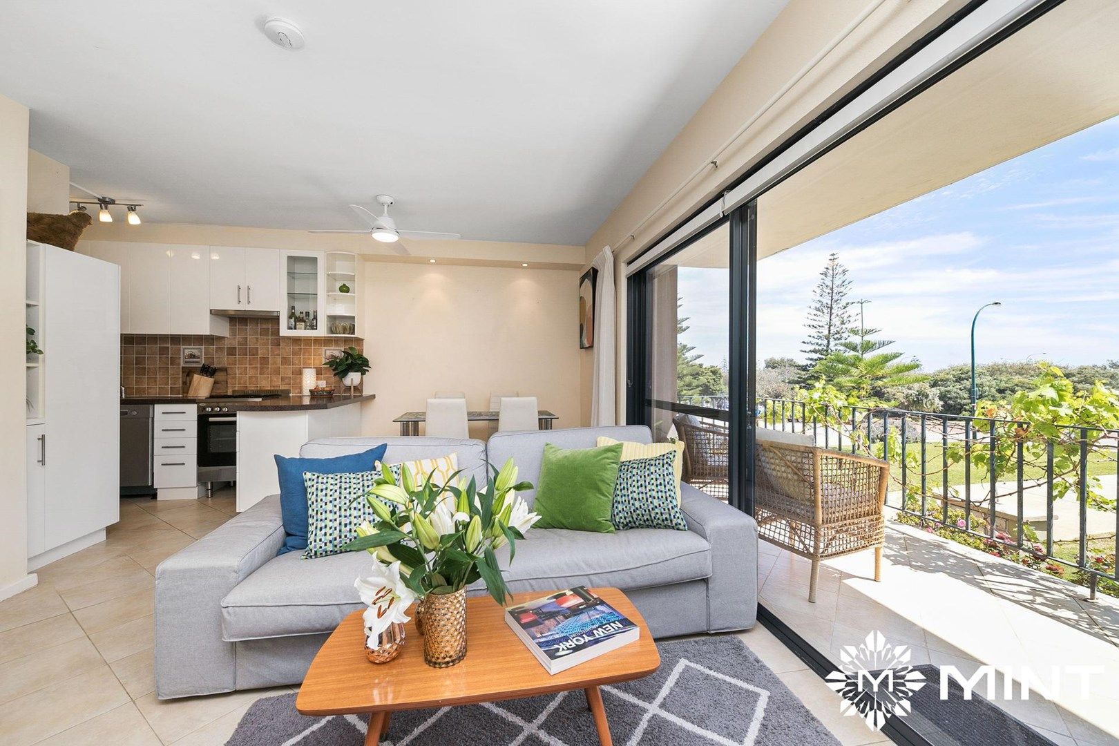 2/7 Napier Street, Cottesloe WA 6011, Image 0