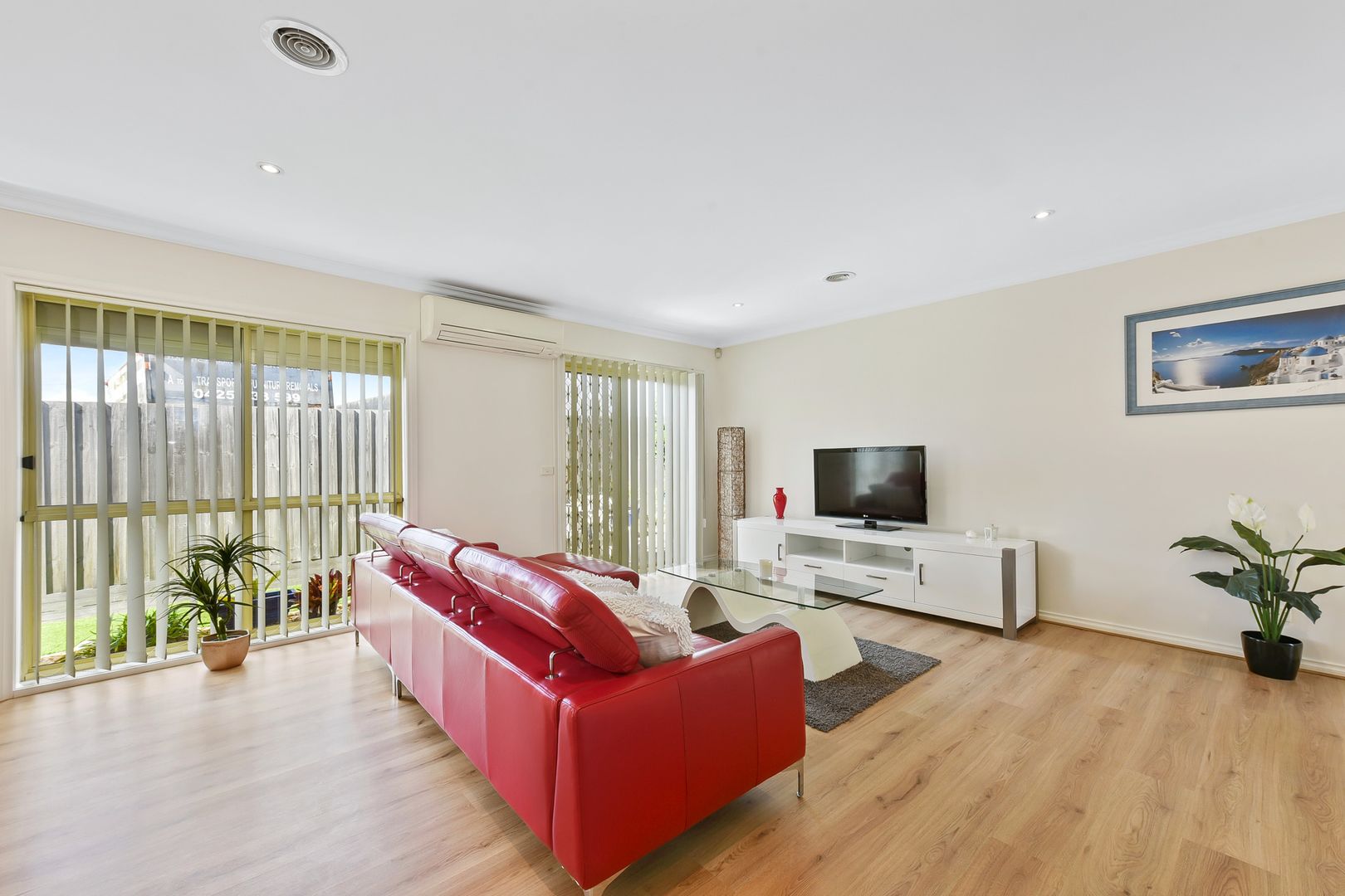 3/8 Day Street, Dandenong VIC 3175, Image 2