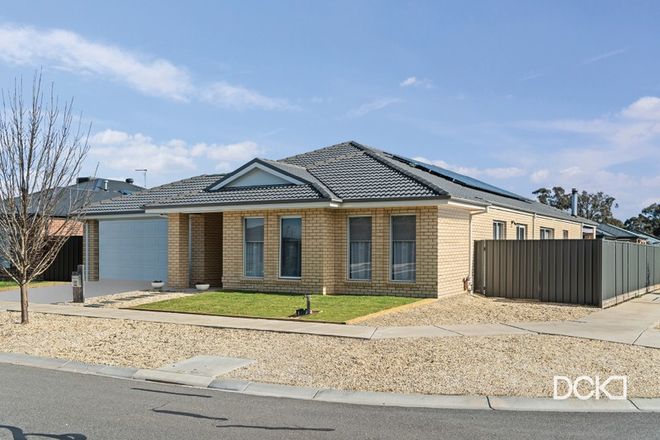 Picture of 10 Lisburn Street, MARONG VIC 3515