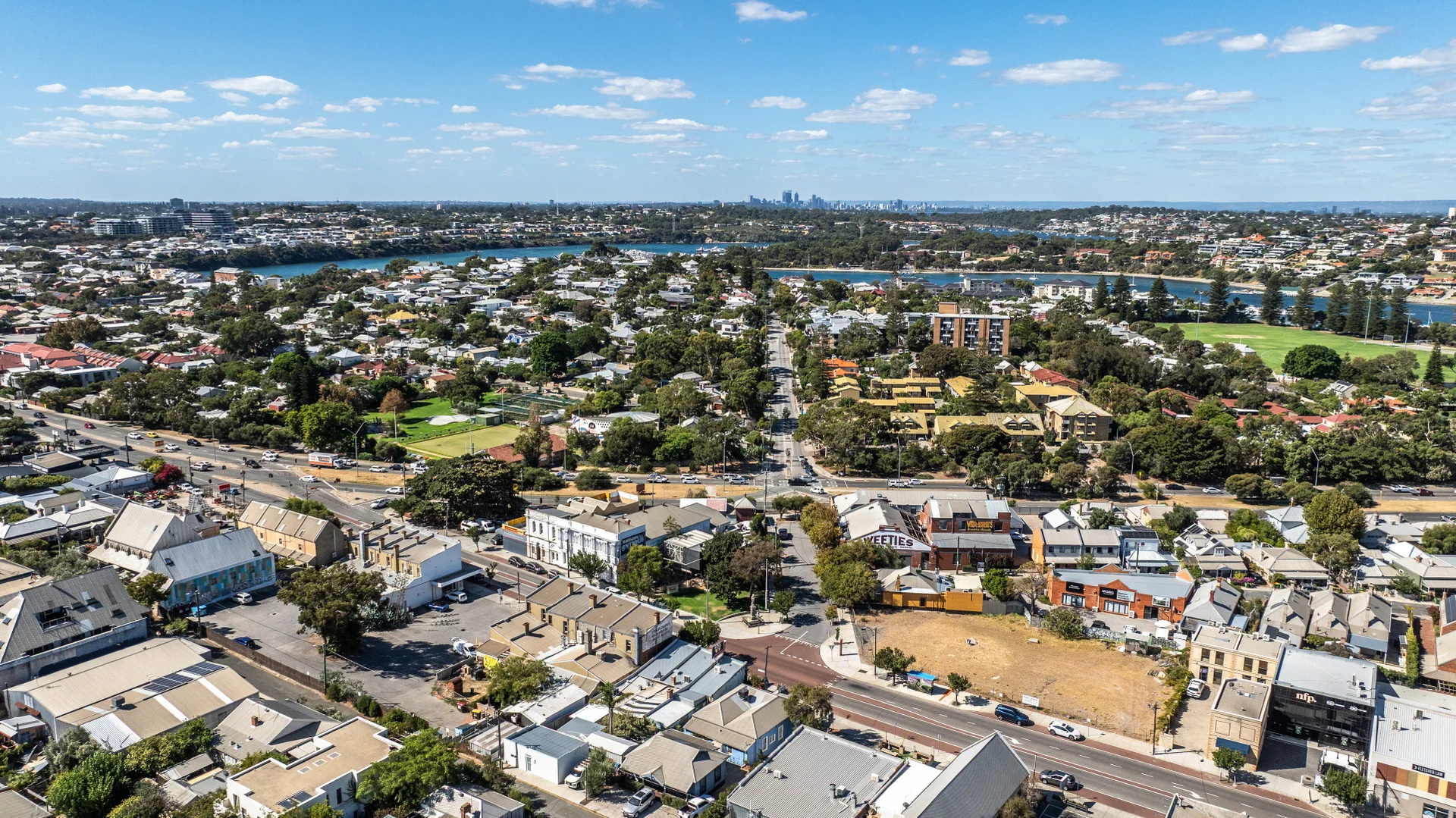 Additional image 20 of 231 Queen Victoria Street, North Fremantle WA 6159