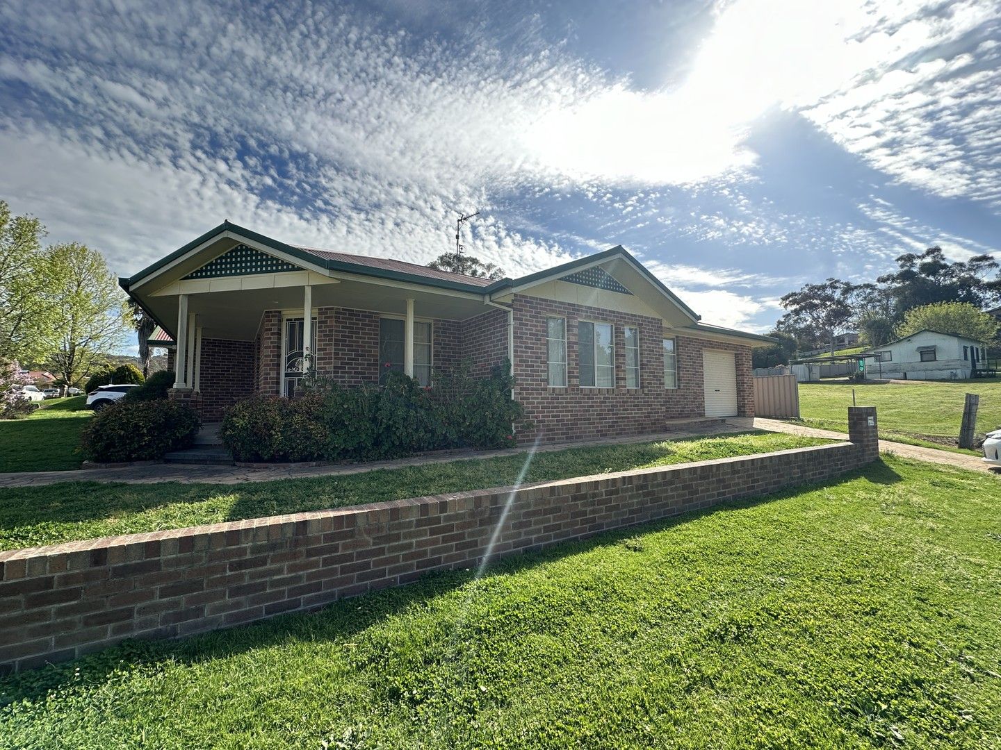 2 bedrooms Apartment / Unit / Flat in 1/1 Martin Place TUMUT NSW, 2720