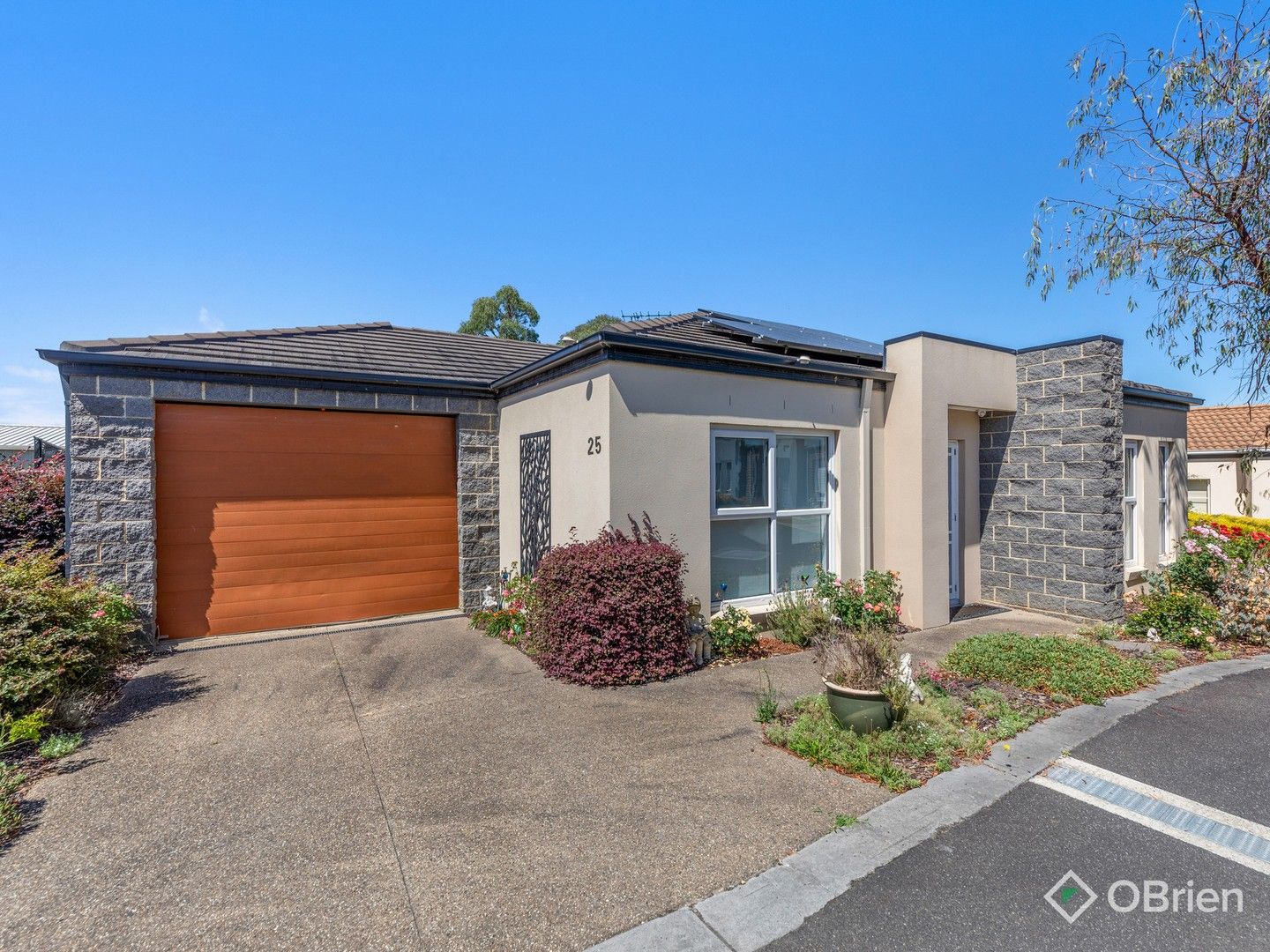 25/27 Jefferson Road, Garfield VIC 3814, Image 0