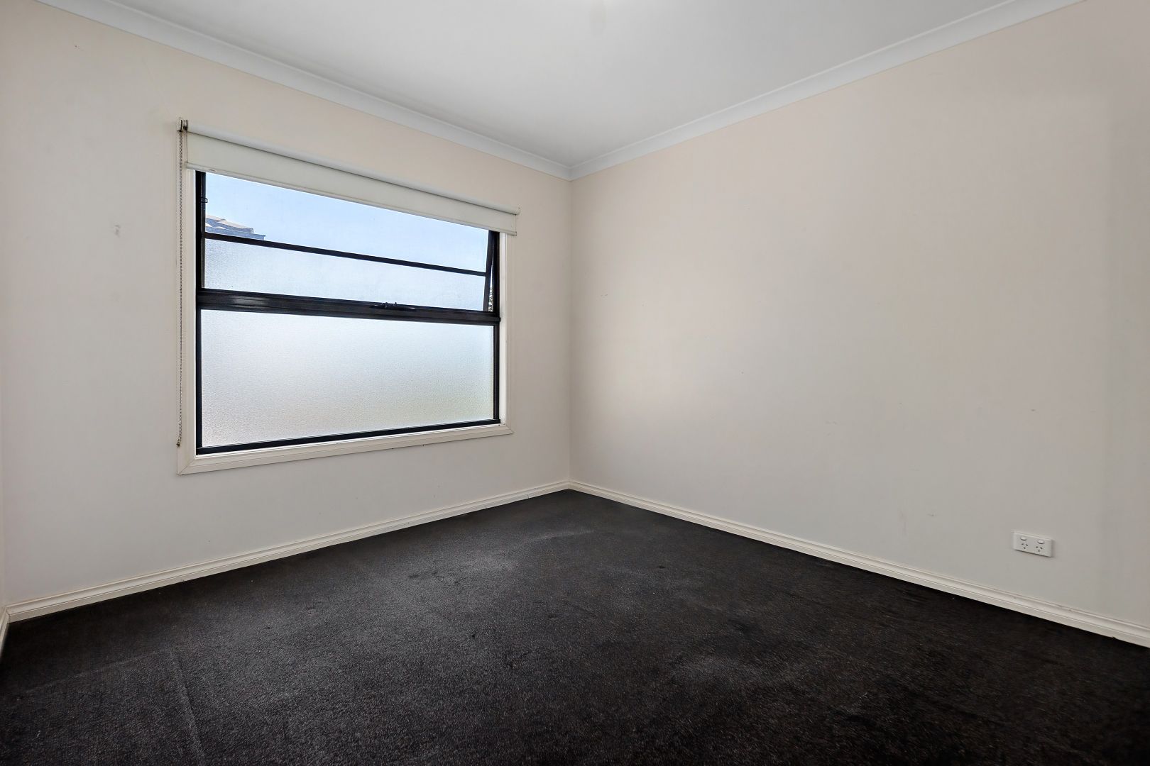 2/7 Pinetree Crescent, Lalor VIC 3075, Image 2