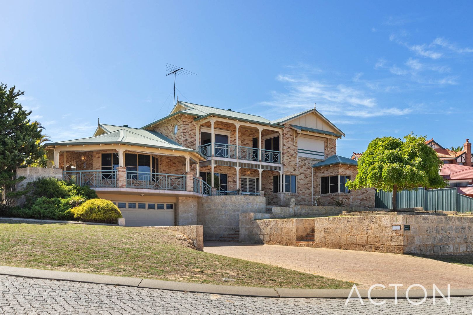 1 Atwick Place, Coogee WA 6166, Image 2